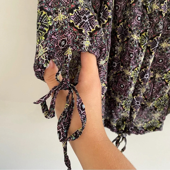 Free People Cropped Mandala Blouse Size Small - Picture 3 of 9